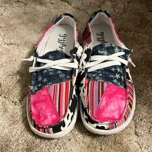 Flat really cute shoes!